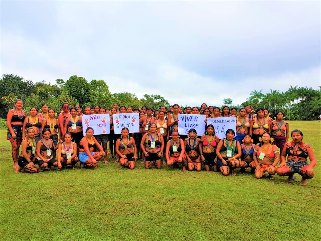 Ampla participação das mulheres Yanomami marca V Assembleia da Kumirayõma